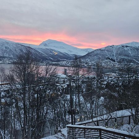 Tromsoapartment Silent Area With Nice View I Have Warm Caravan For Rent Same Place, 4 People Eksteriør bilde