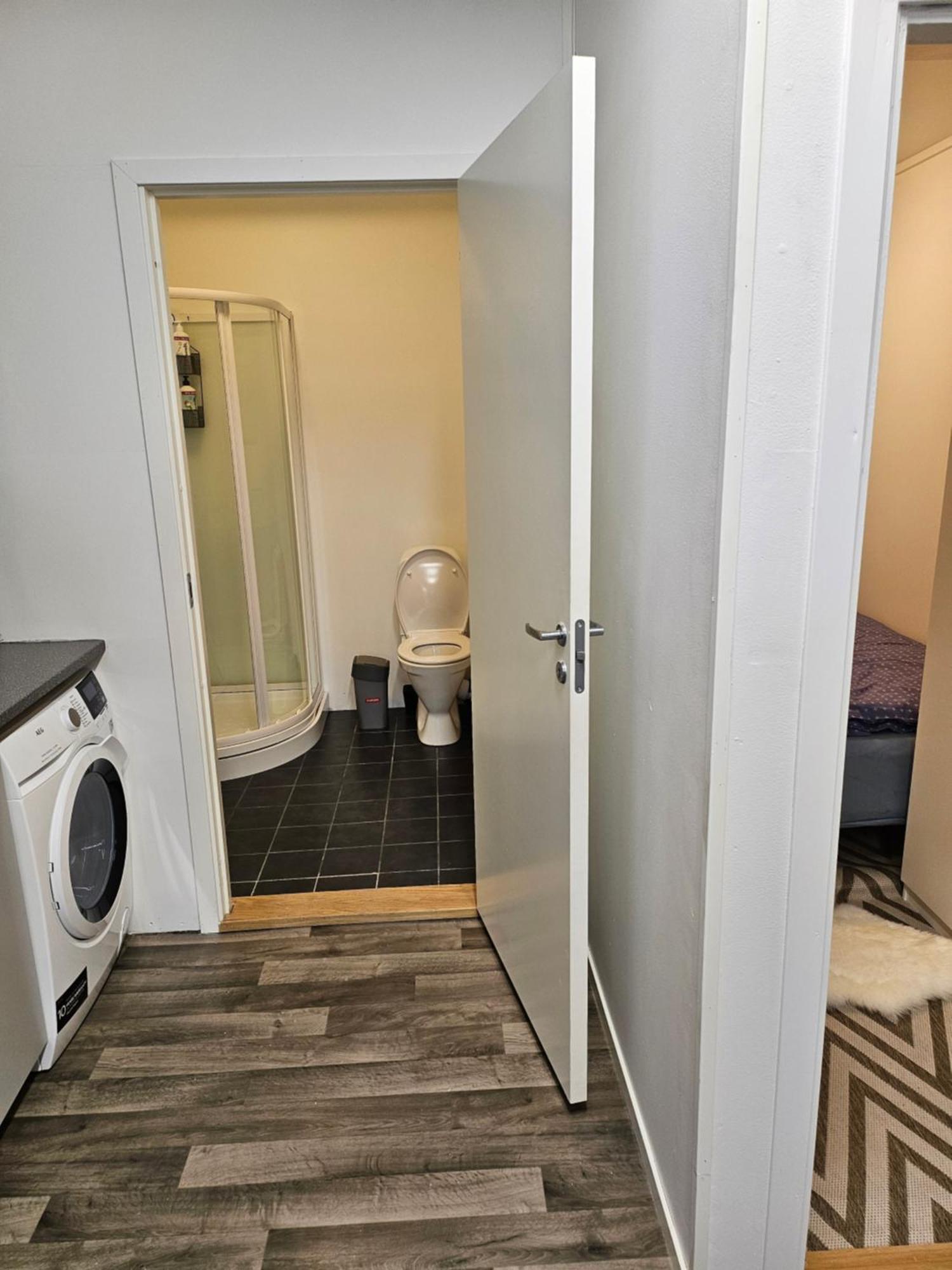 Tromsoapartment Silent Area With Nice View I Have Warm Caravan For Rent Same Place, 4 People Eksteriør bilde